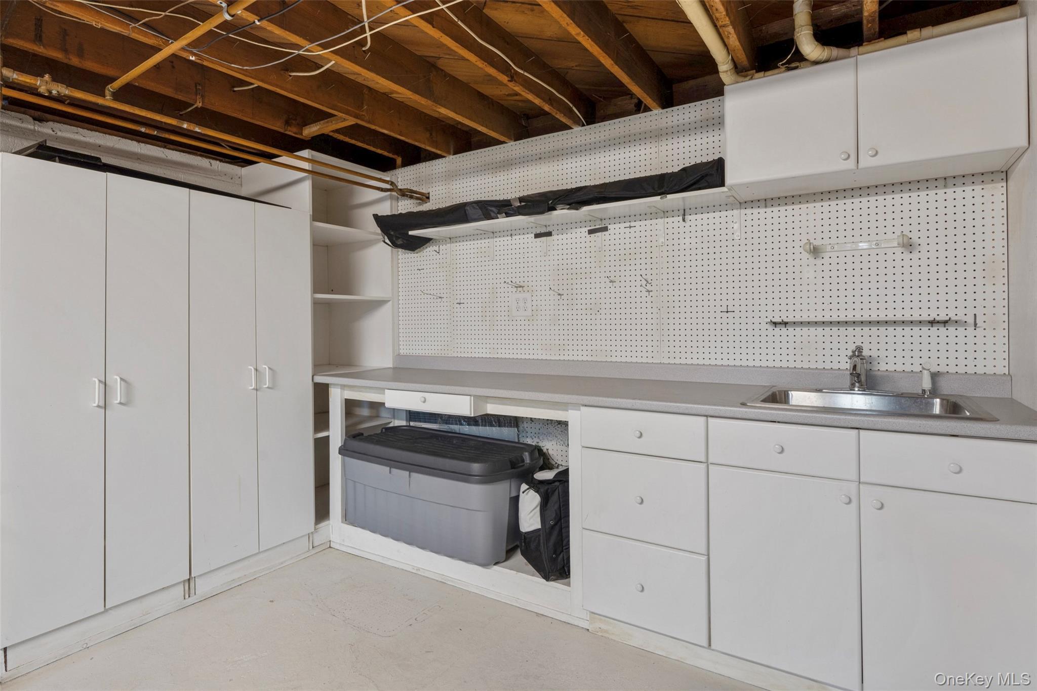 Single Family Gale  Dutchess County, NY 12603, MLS-988235-21