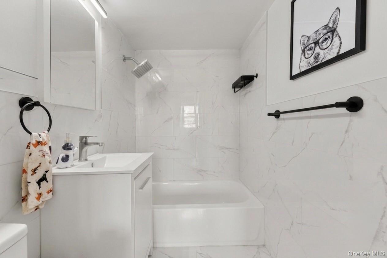 Condo 81st  Manhattan, NY 10028, MLS-988242-4