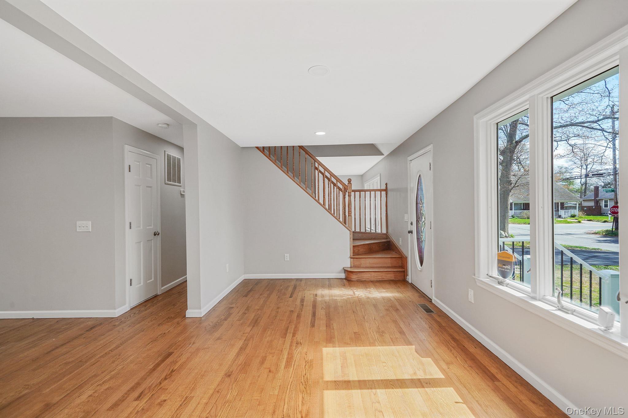 Single Family Seaside  Suffolk County, NY 11772, MLS-988266-3