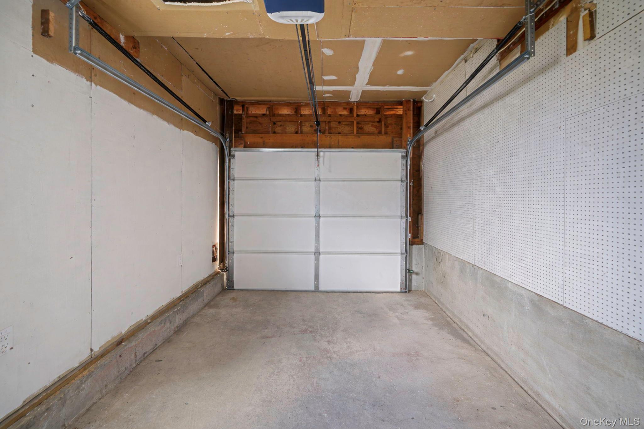 Single Family Seaside  Suffolk County, NY 11772, MLS-988266-30