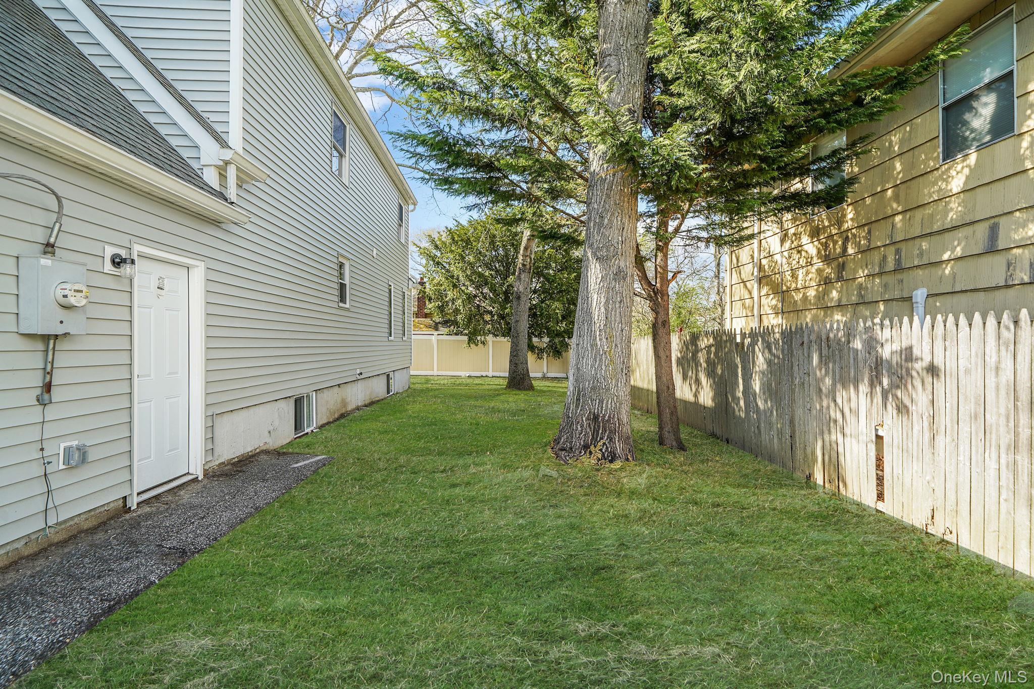 Single Family Seaside  Suffolk County, NY 11772, MLS-988266-33