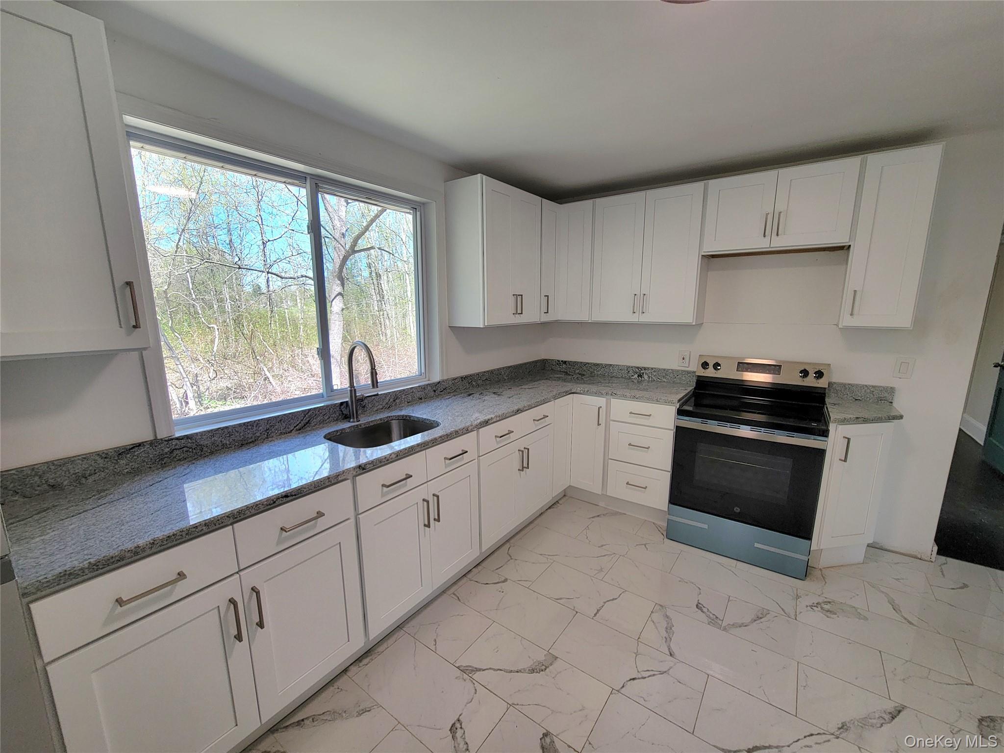 Single Family State Route 17k Orange County, NY 12549, MLS-988282-7