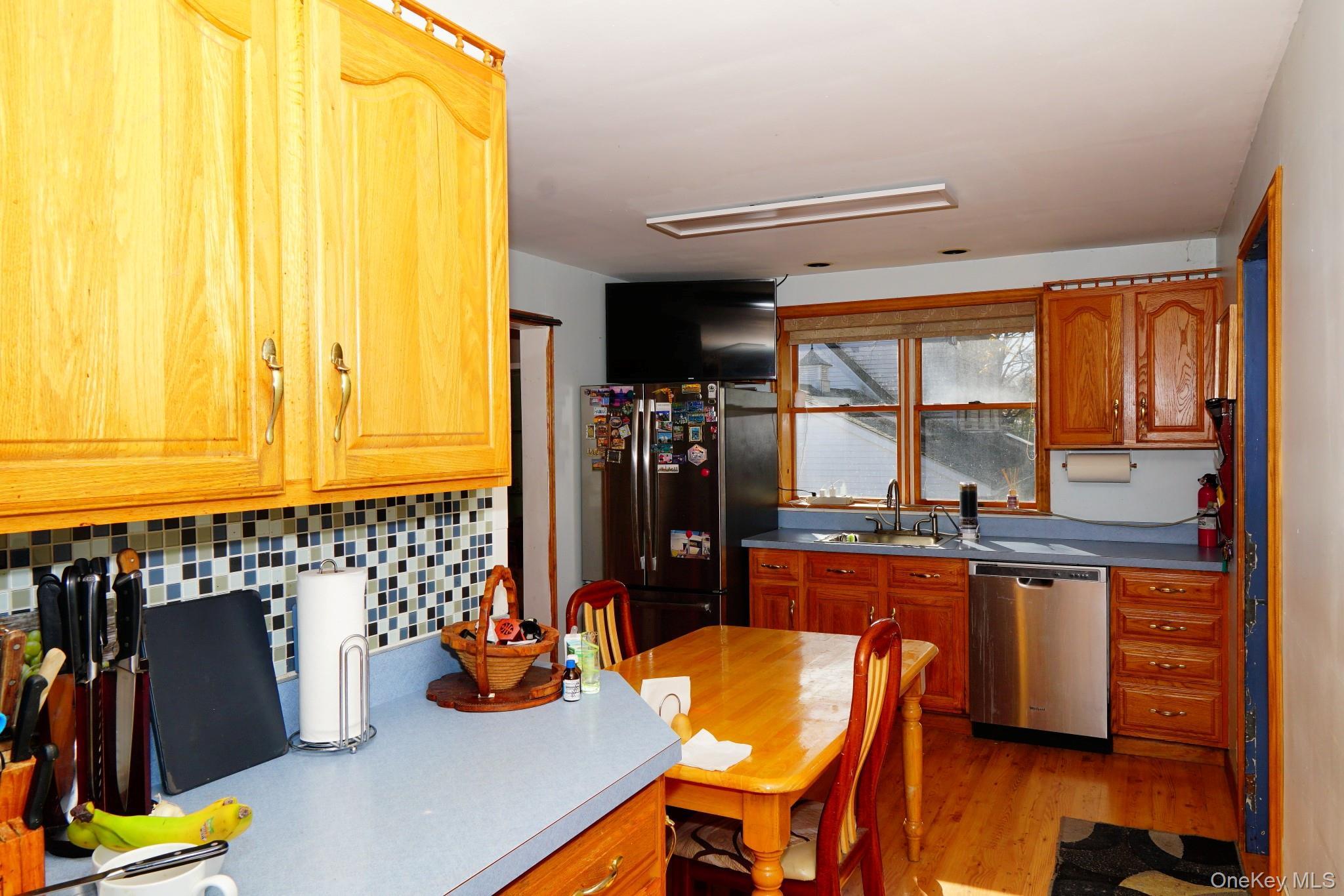 Single Family Lindenwood  Staten Island, NY 10308, MLS-988291-15