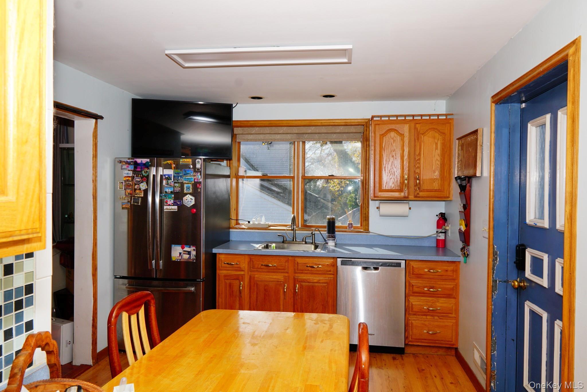 Single Family Lindenwood  Staten Island, NY 10308, MLS-988291-16