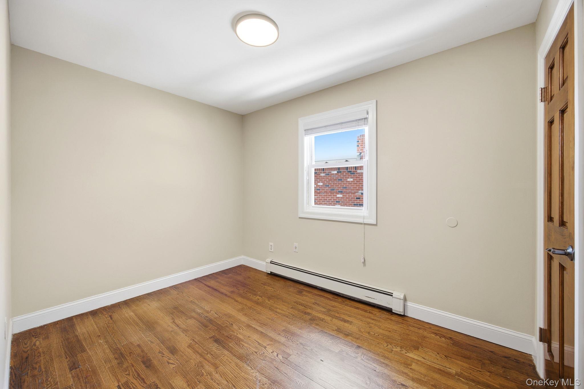 Single Family Little Neck Parkway Queens, NY 11004, MLS-988304-19