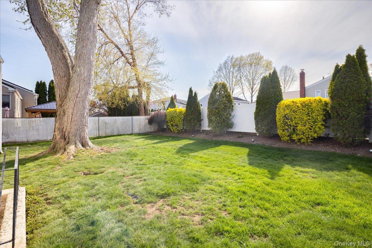 Single Family Atlantic  Nassau County, NY 11762, MLS-988310-17