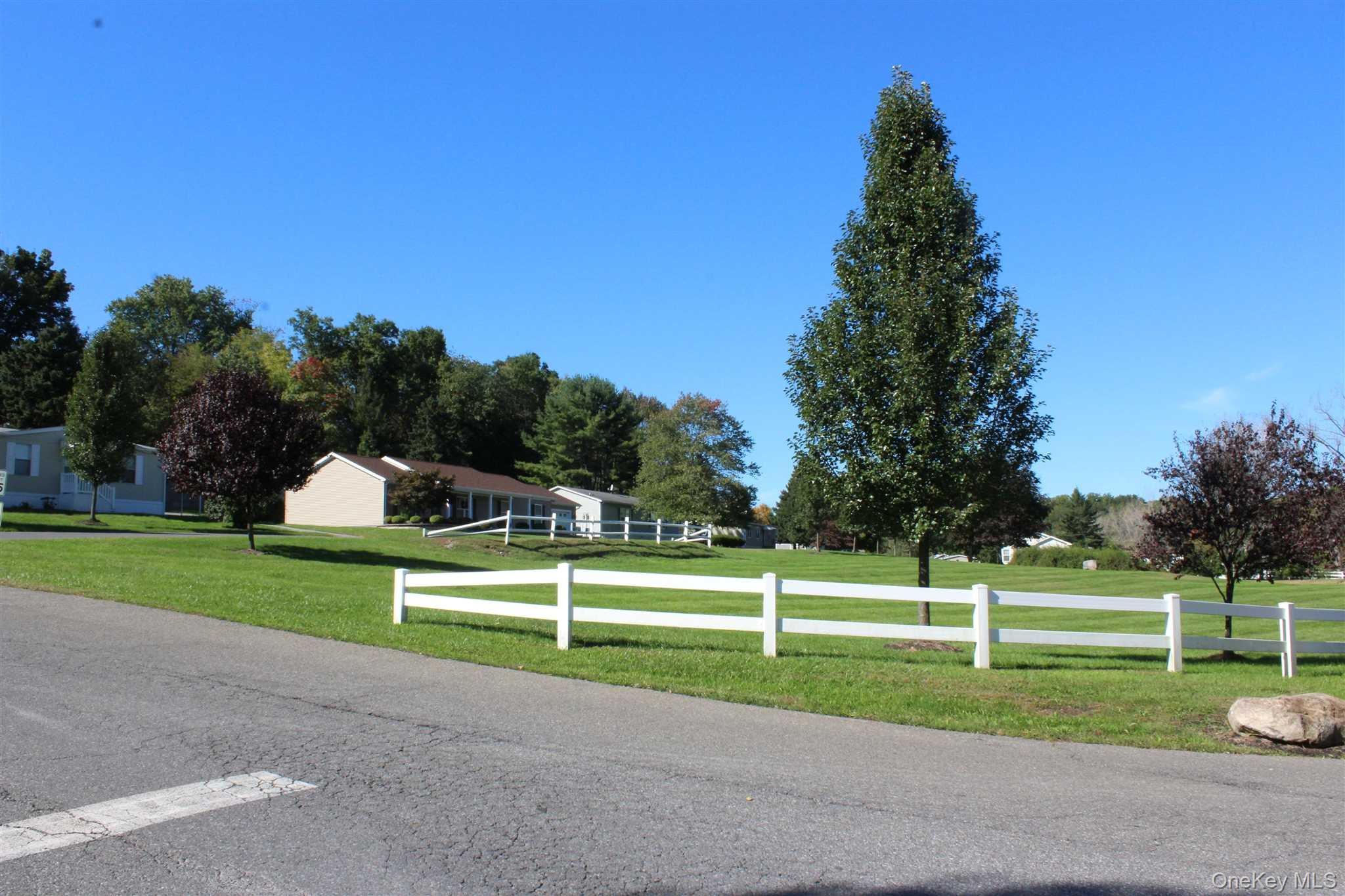 Single Family Brittany Orange County, NY 12575, MLS-988312-3