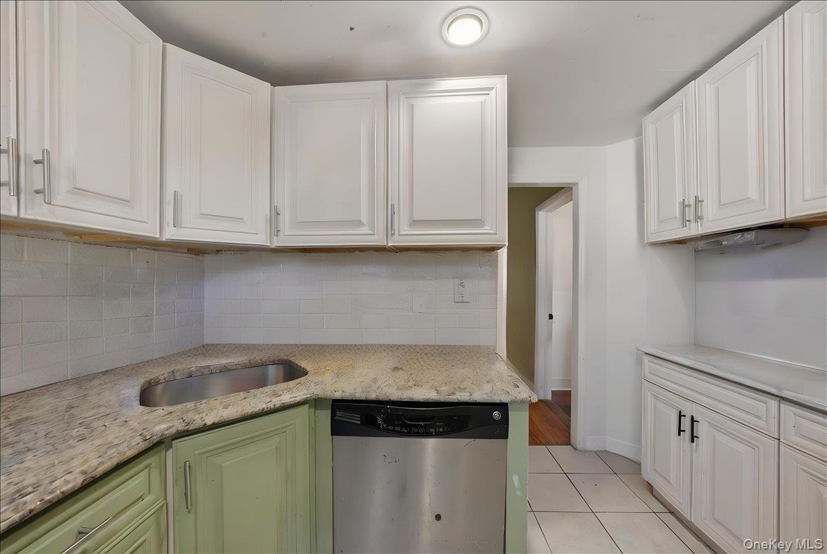 Single Family 1st  Westchester County, NY 10550, MLS-988315-10