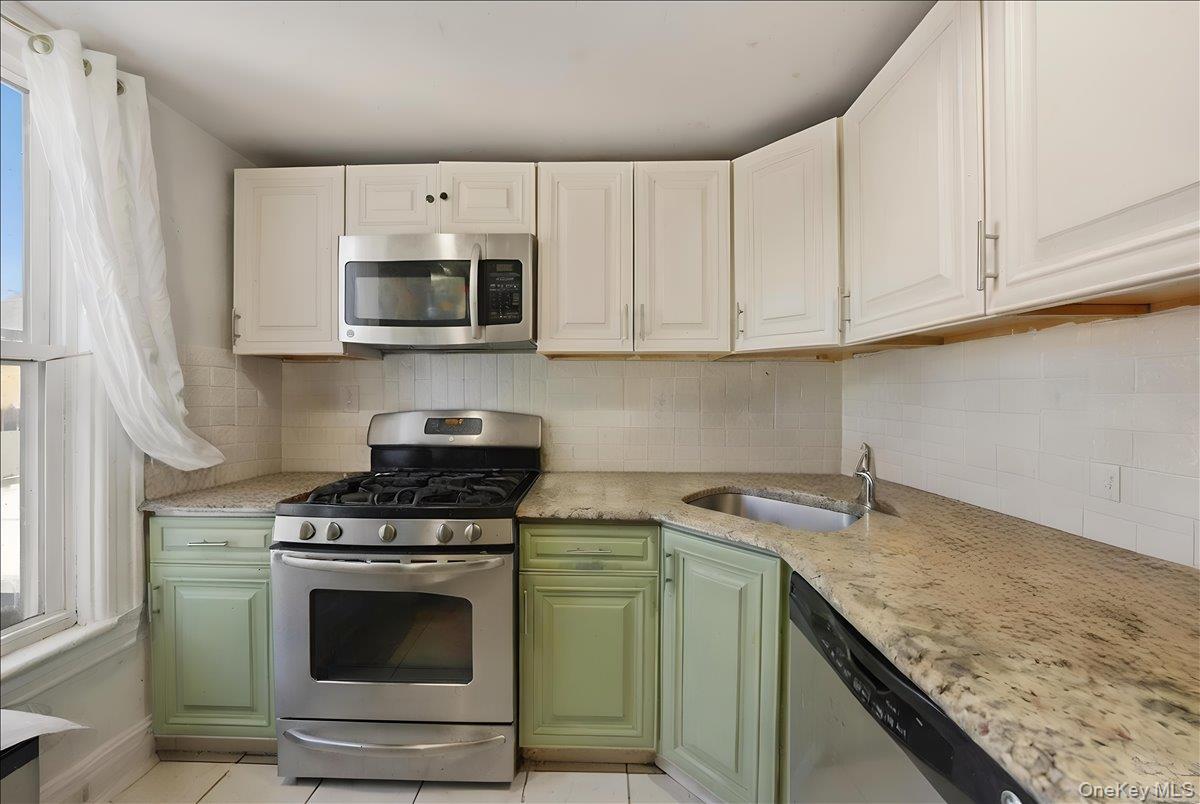Single Family 1st  Westchester County, NY 10550, MLS-988315-28