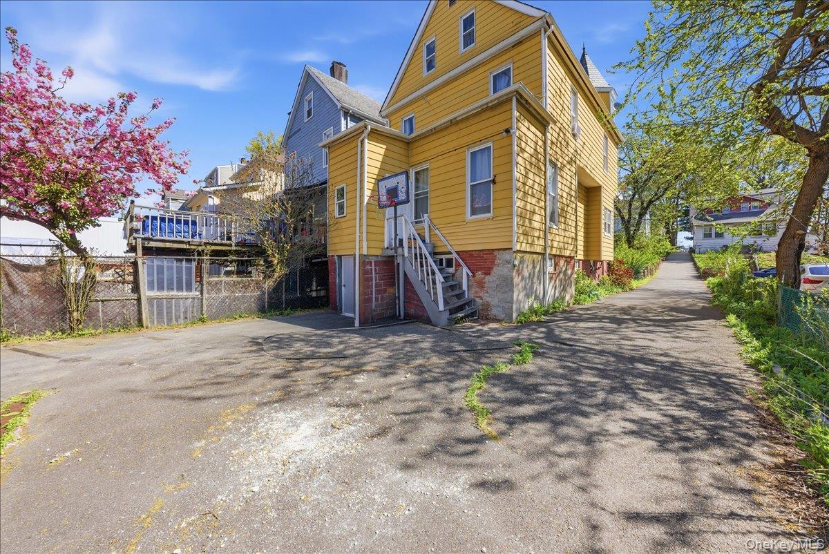 Single Family 1st  Westchester County, NY 10550, MLS-988315-4