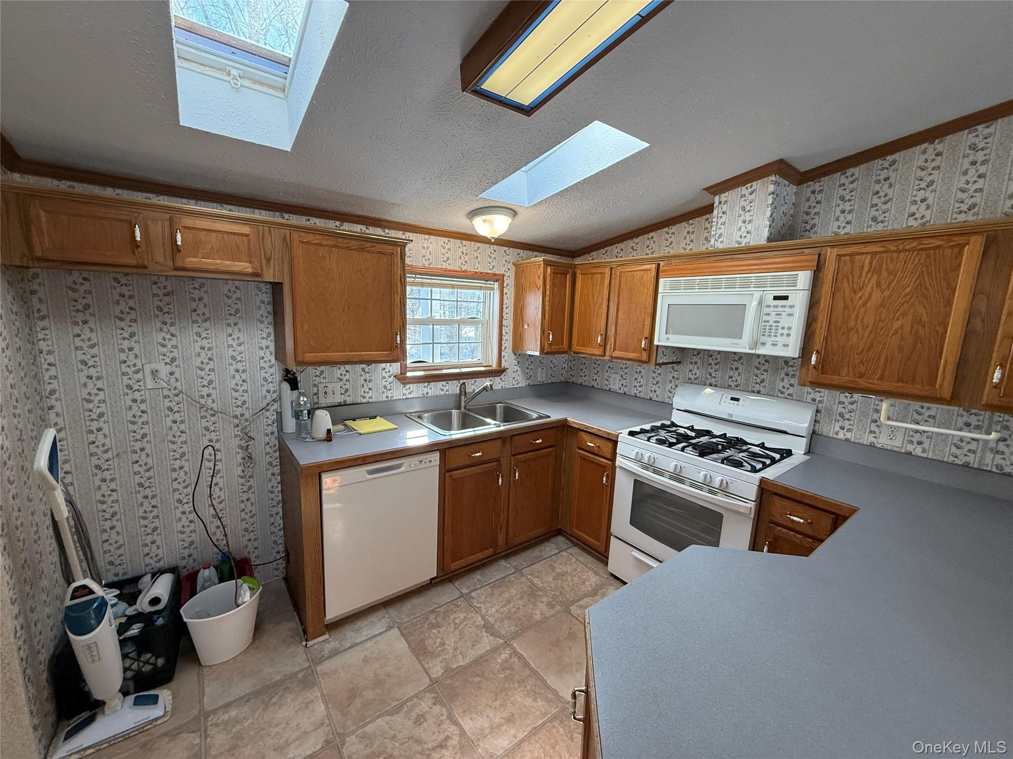Single Family Brittany  Orange County, NY 12575, MLS-988319-6