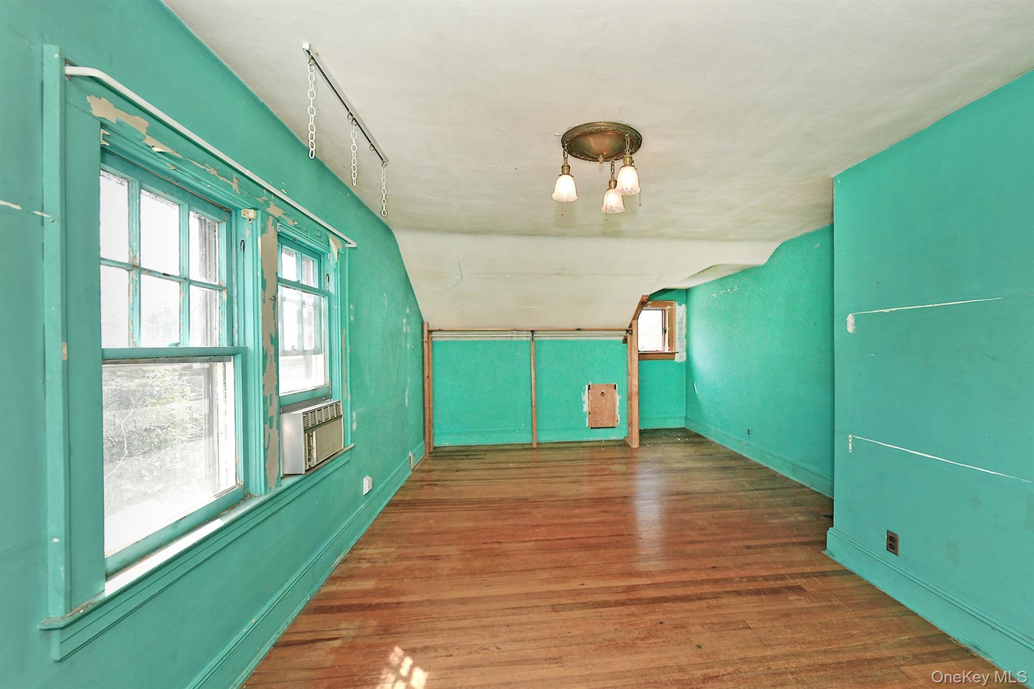 Single Family Prospect  Suffolk County, NY 11721, MLS-988320-21