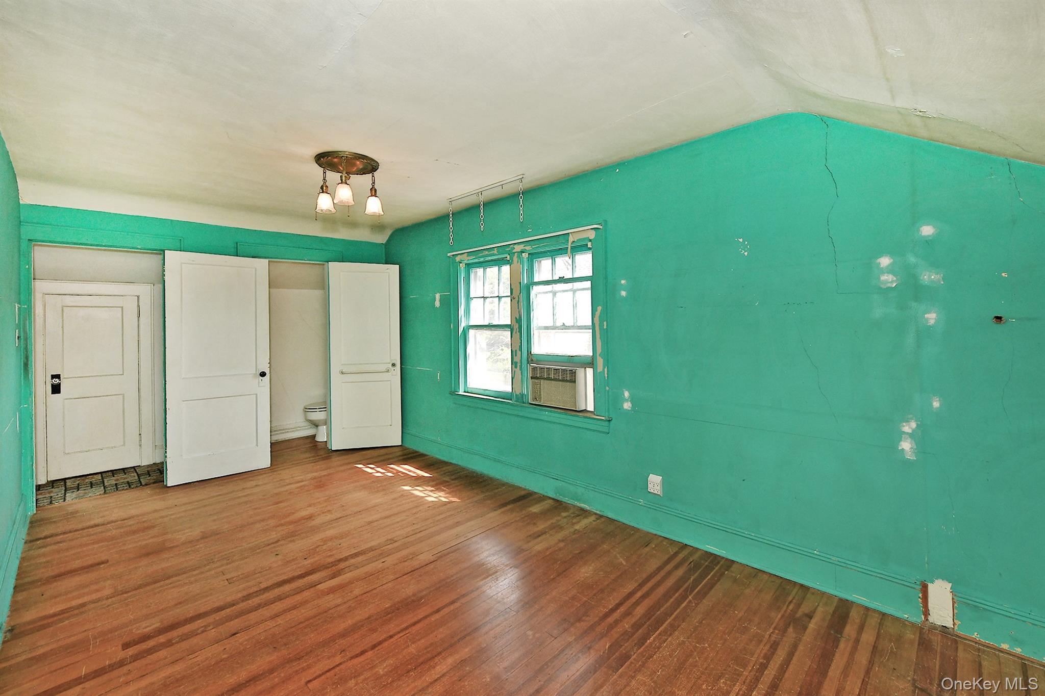 Single Family Prospect  Suffolk County, NY 11721, MLS-988320-22