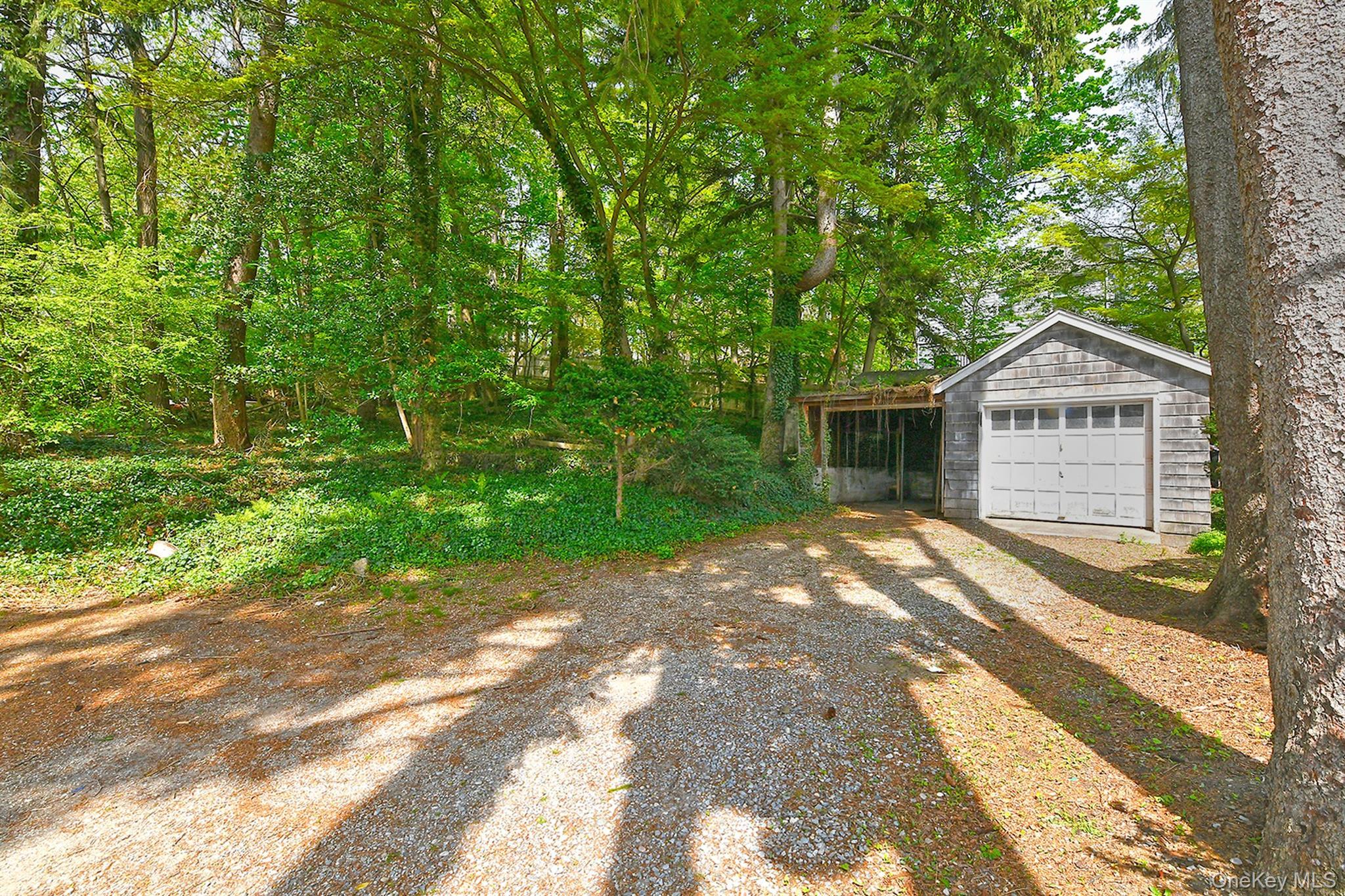 Single Family Prospect  Suffolk County, NY 11721, MLS-988320-26