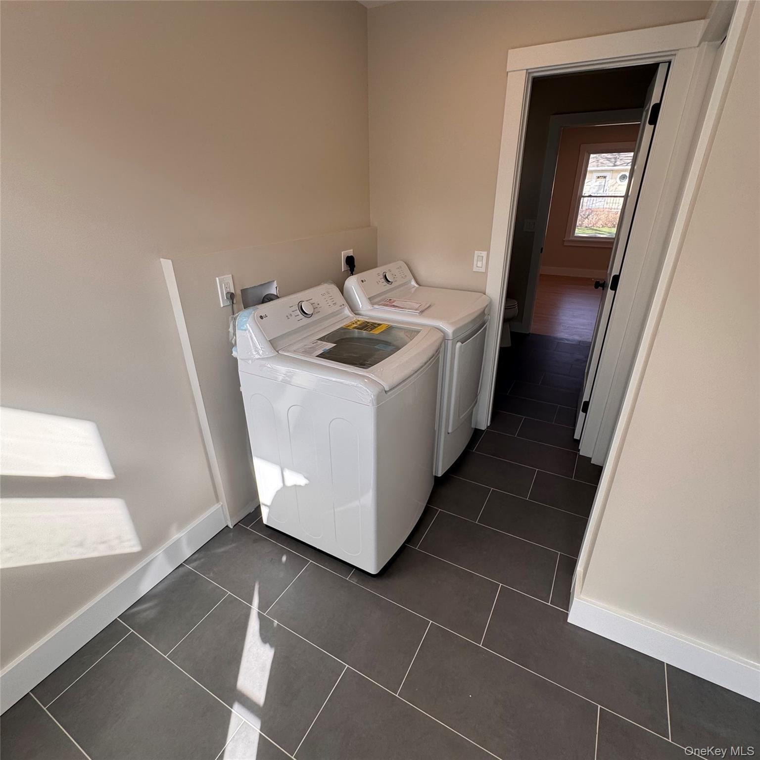 Single Family 17th  Suffolk County, NY 11792, MLS-988322-11