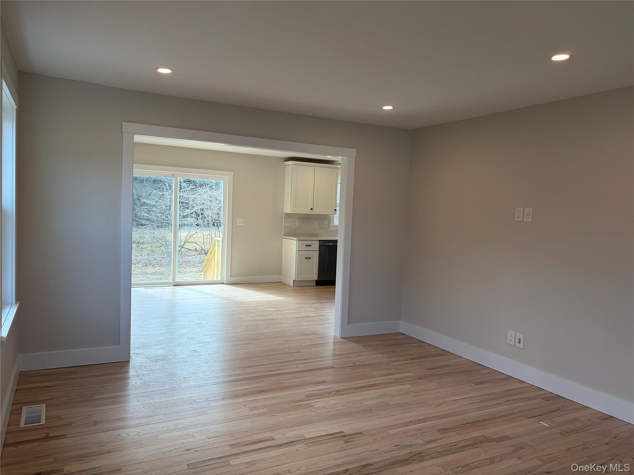 Single Family 17th  Suffolk County, NY 11792, MLS-988322-5