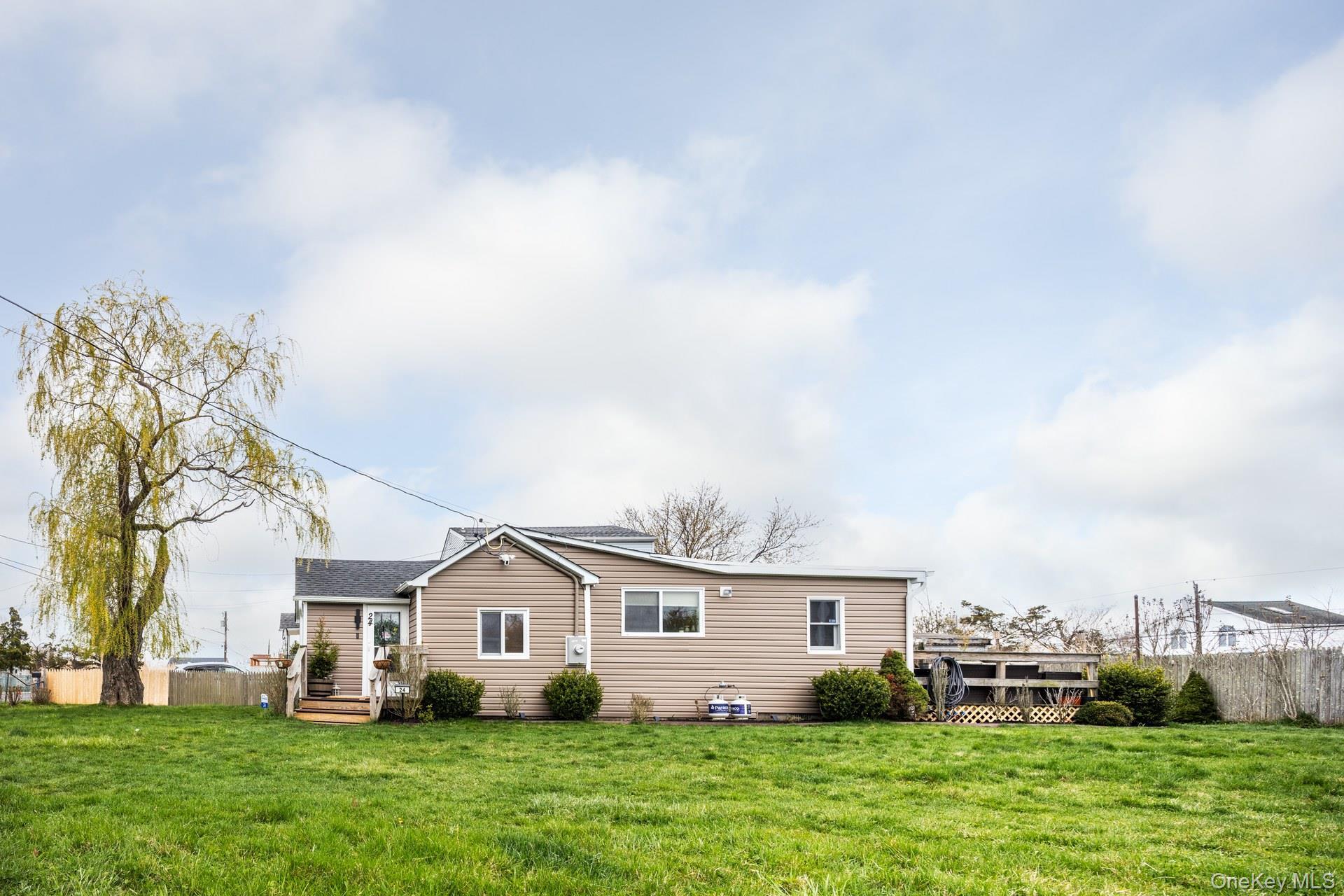 Single Family Blue Point Road Suffolk County, NY 11951, MLS-988349-5