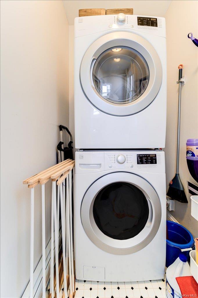 Single Family Balding  Dutchess County, NY 12601, MLS-988377-19