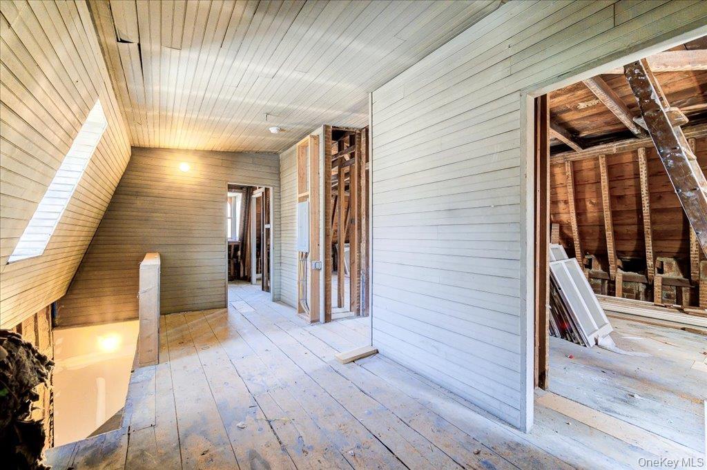 Single Family Balding  Dutchess County, NY 12601, MLS-988377-40