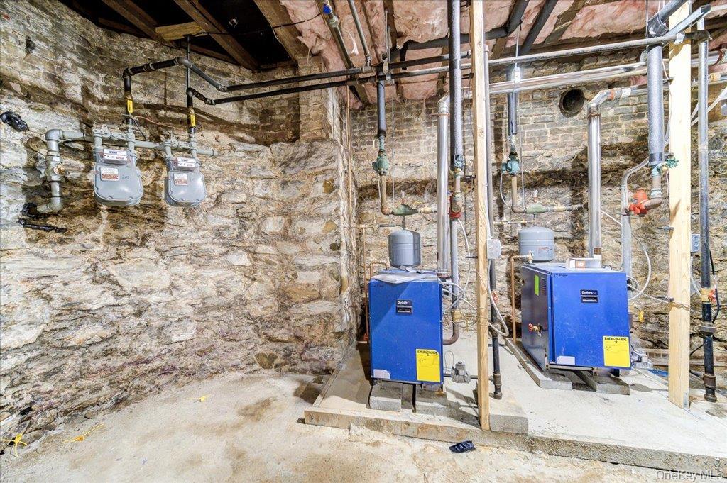 Single Family Balding  Dutchess County, NY 12601, MLS-988377-42