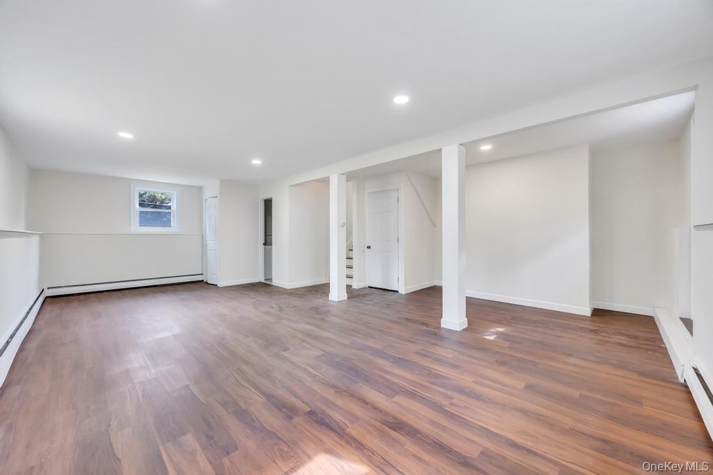 Single Family Woodvale  Suffolk County, NY 11754, MLS-988381-19