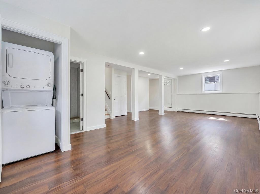 Single Family Woodvale  Suffolk County, NY 11754, MLS-988381-20