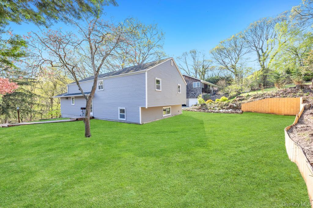 Single Family Woodvale  Suffolk County, NY 11754, MLS-988381-22