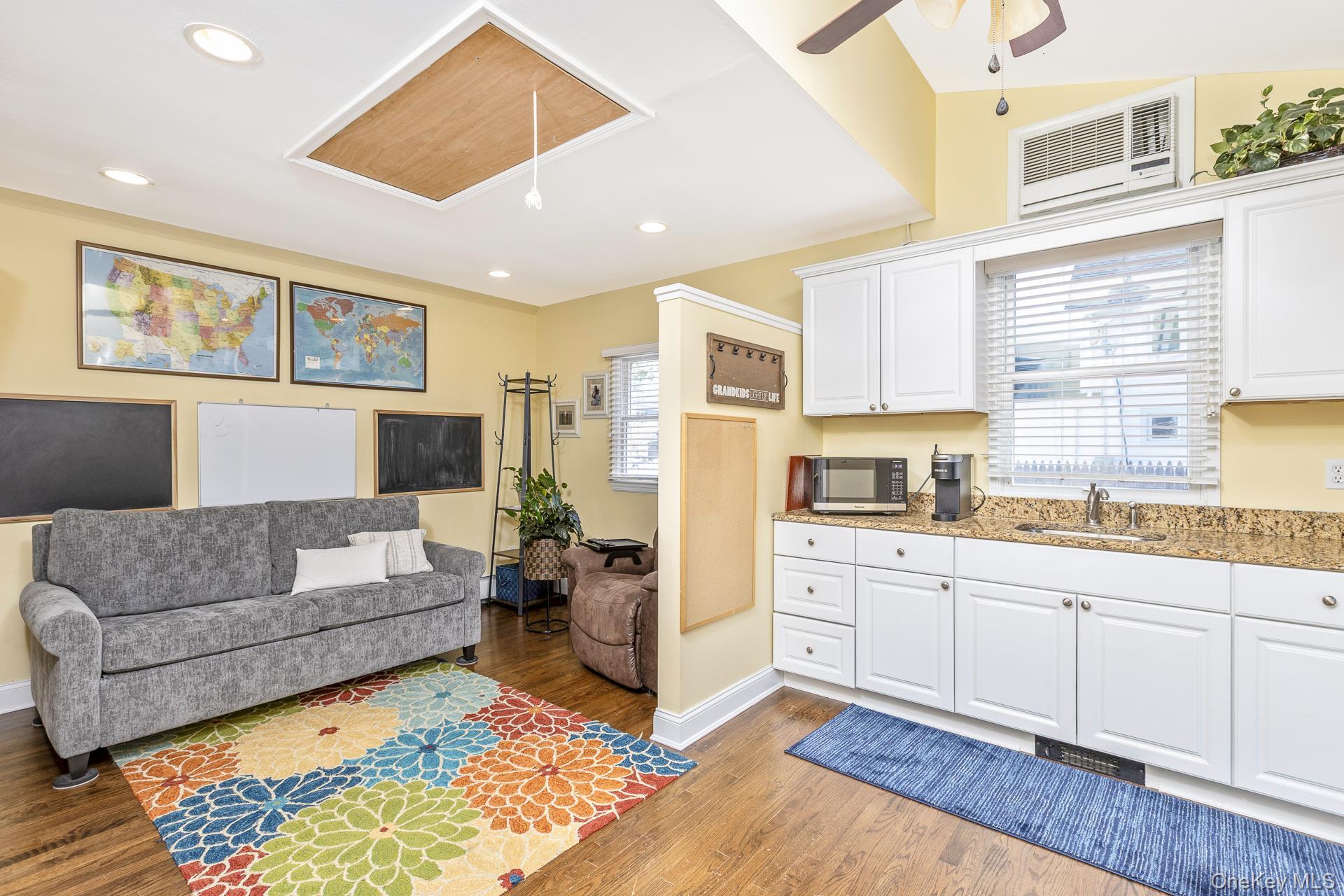 Single Family 7th  Suffolk County, NY 11780, MLS-988385-21