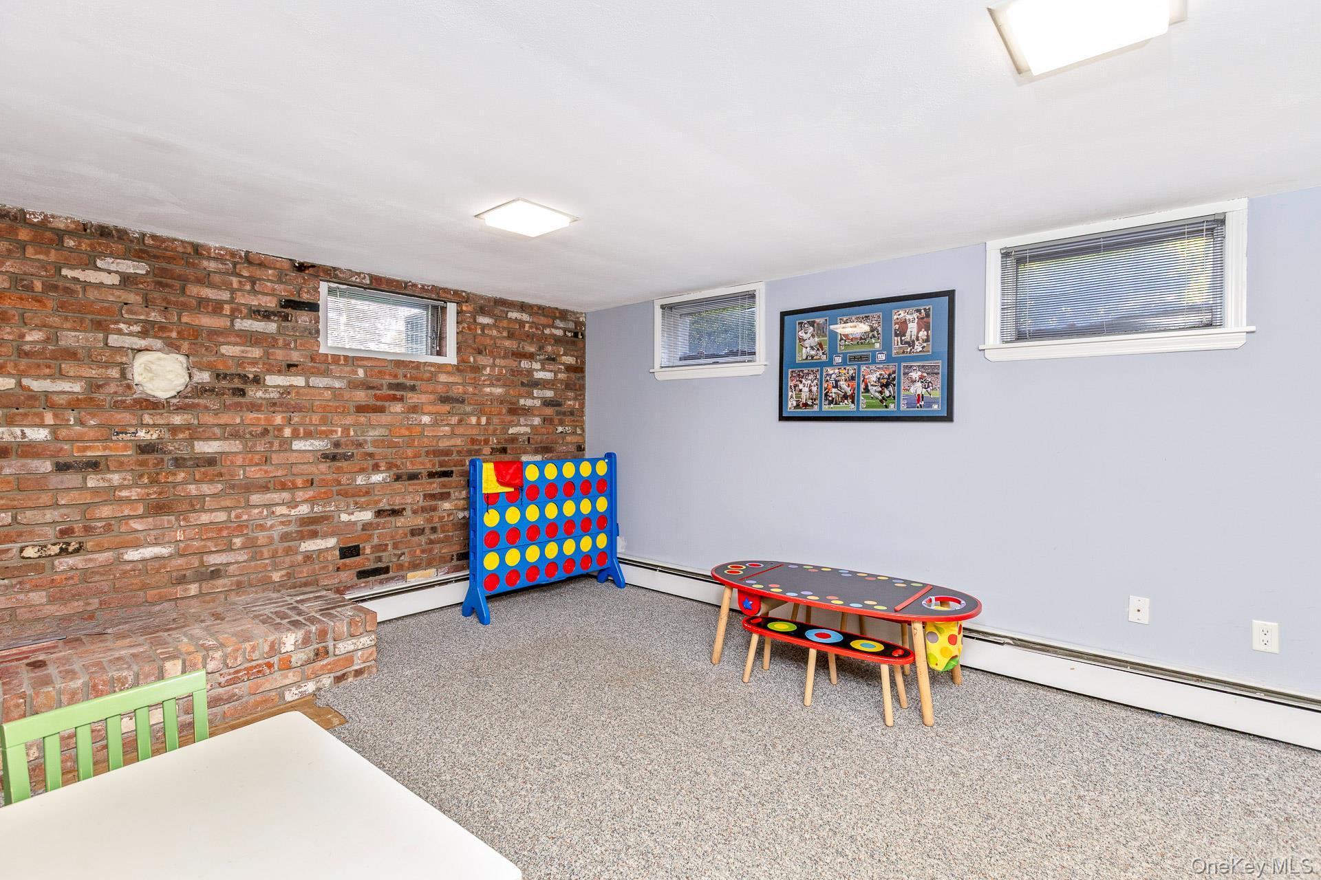 Single Family 7th  Suffolk County, NY 11780, MLS-988385-28