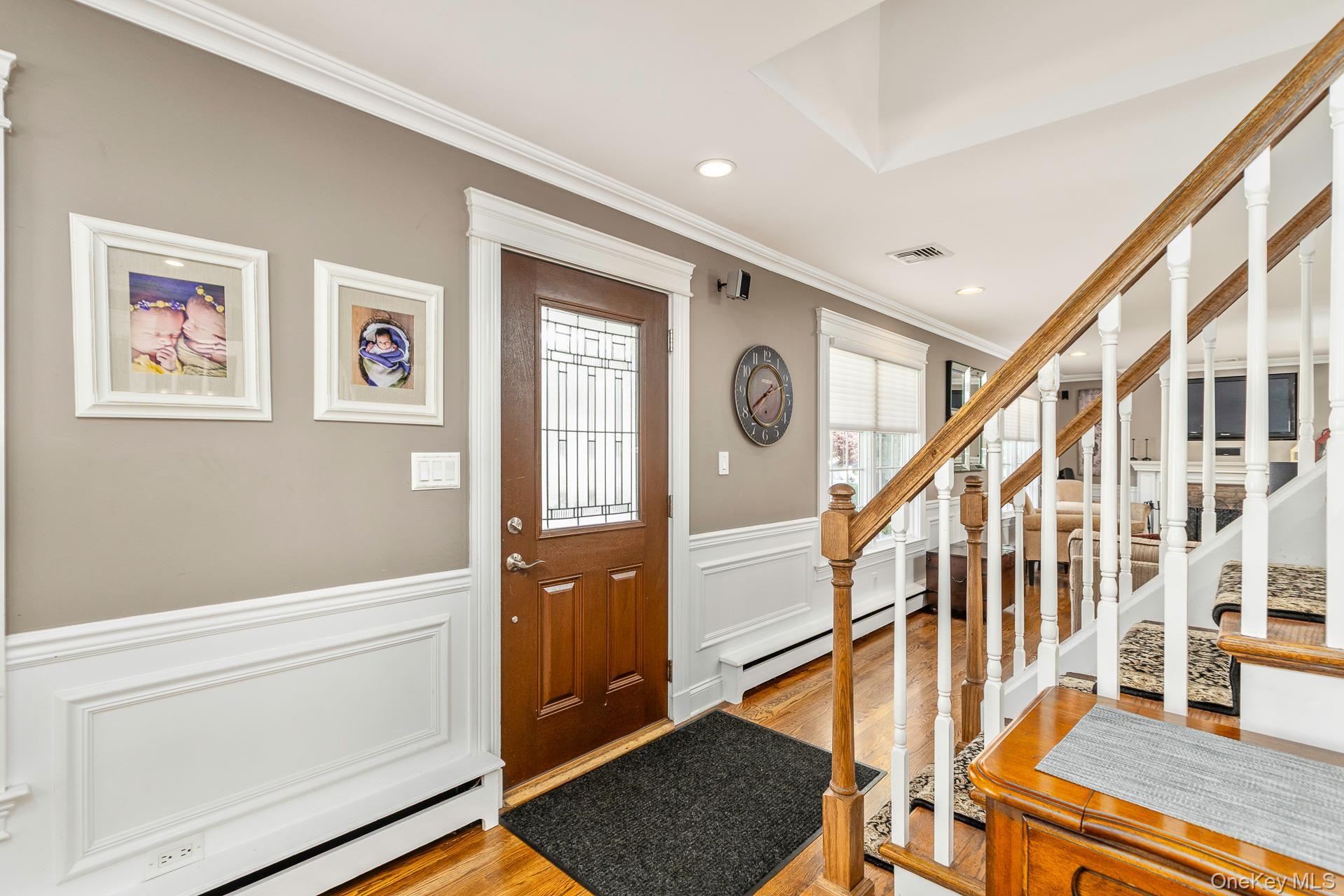 Single Family 7th  Suffolk County, NY 11780, MLS-988385-5