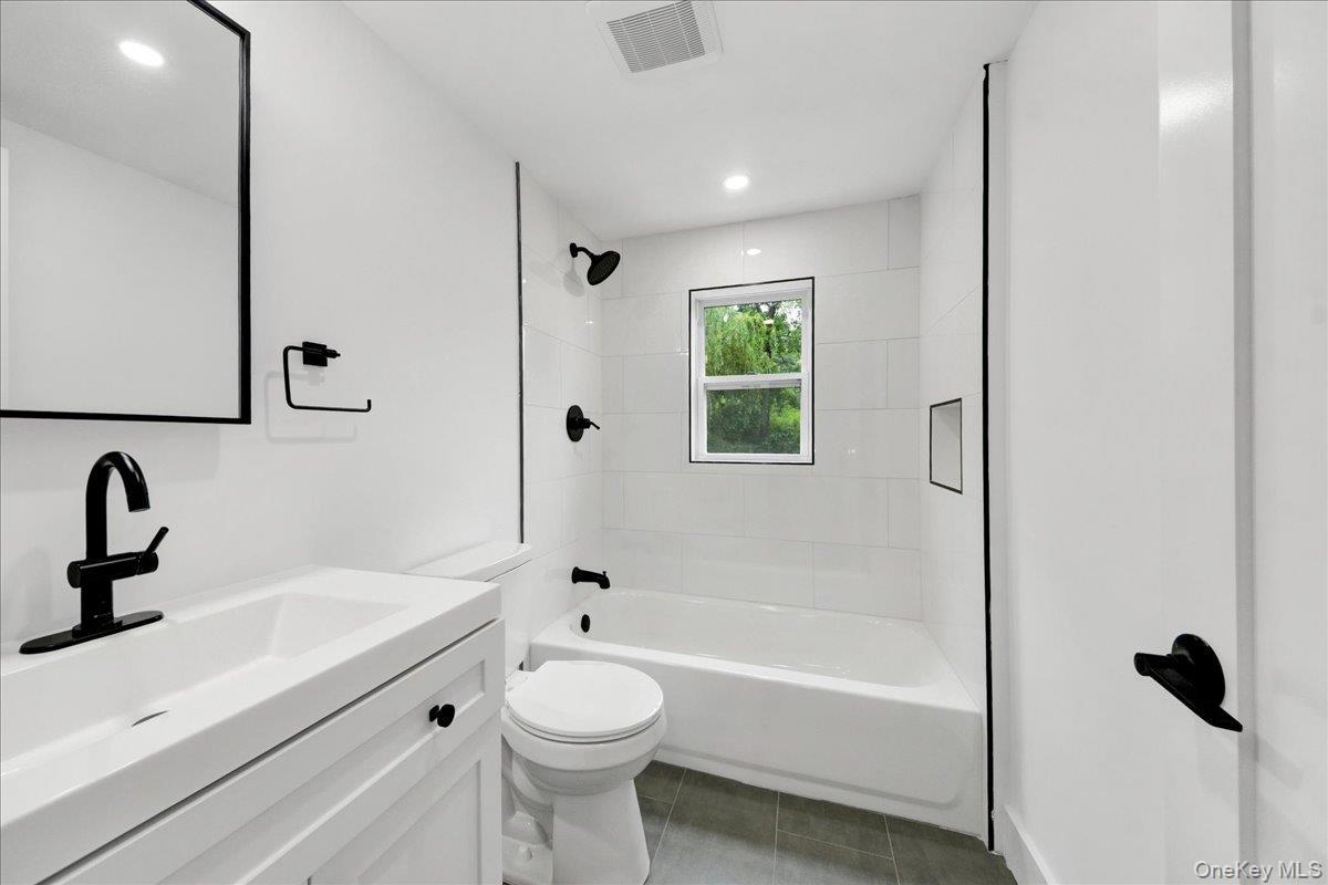 Single Family Tiger Road Dutchess County, NY 12533, MLS-988410-11