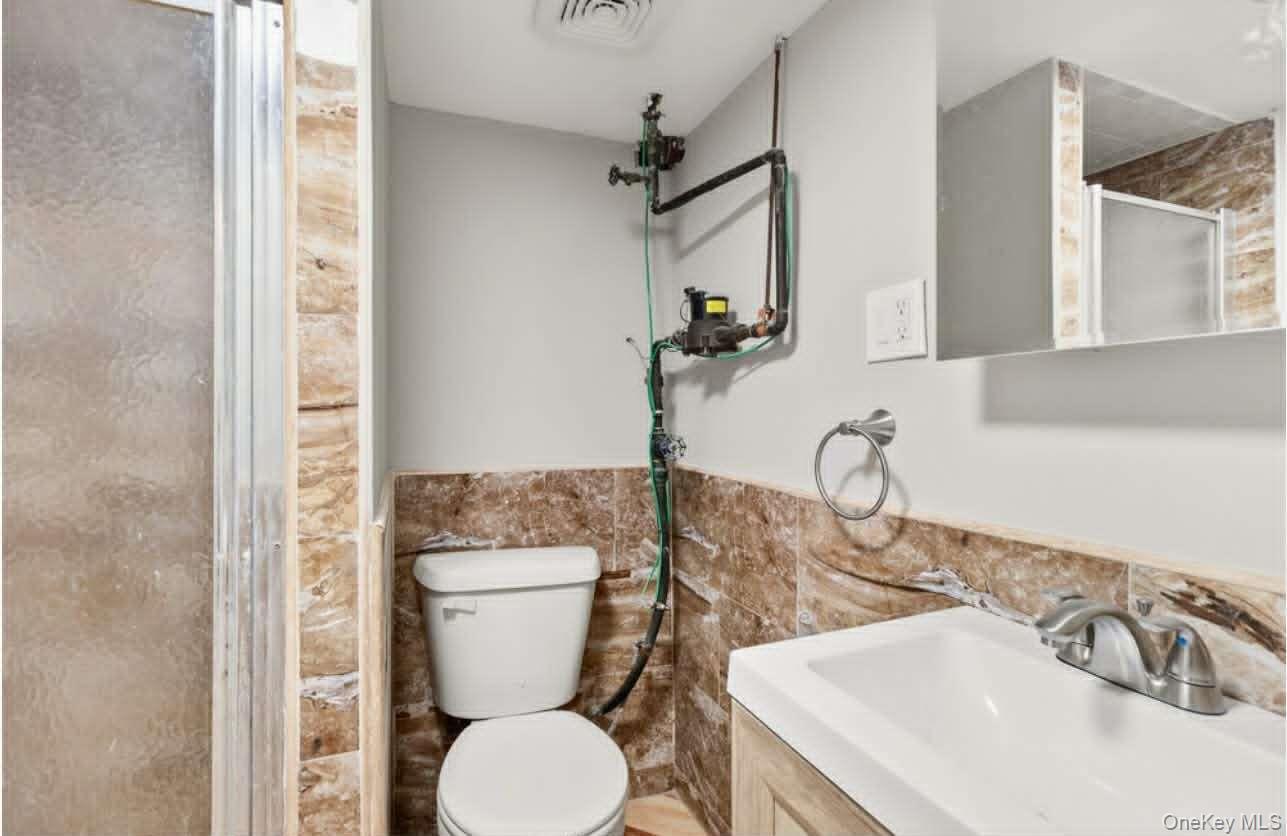 Single Family 84th  Brooklyn, NY 11236, MLS-988411-14