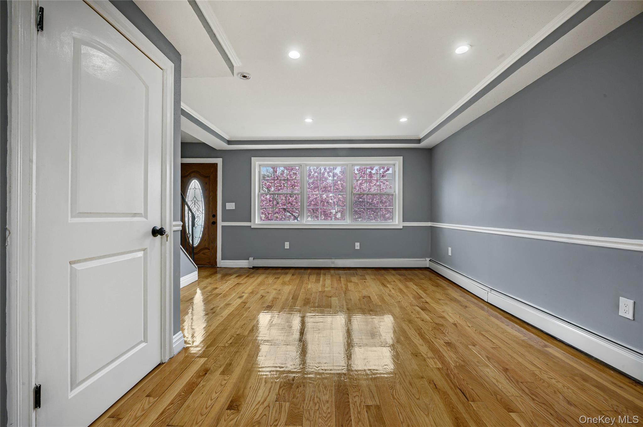 Single Family 146  Queens, NY 11413, MLS-988413-6