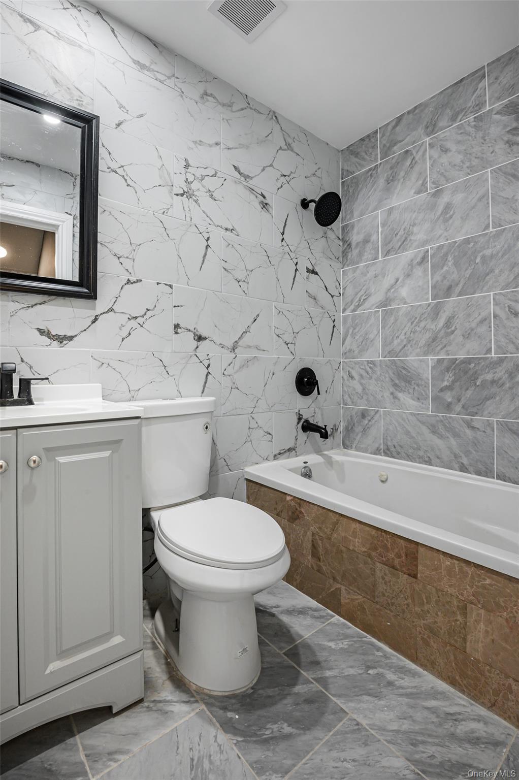 Single Family 146  Queens, NY 11413, MLS-988413-8