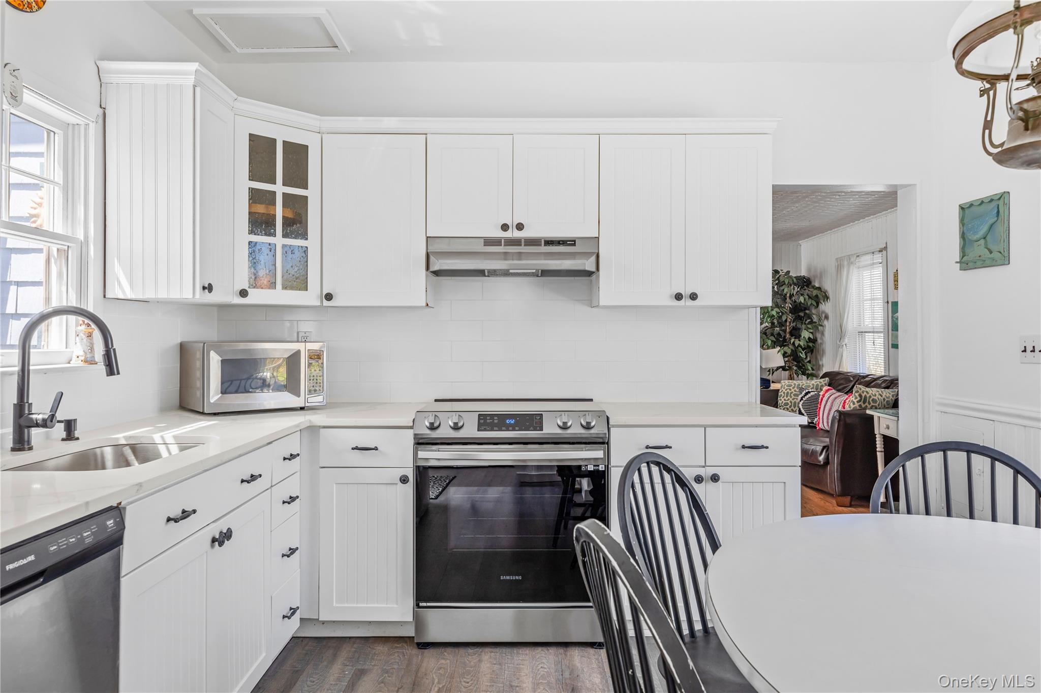Single Family Dehnhoff Walk  Suffolk County, NY 11770, MLS-988424-21