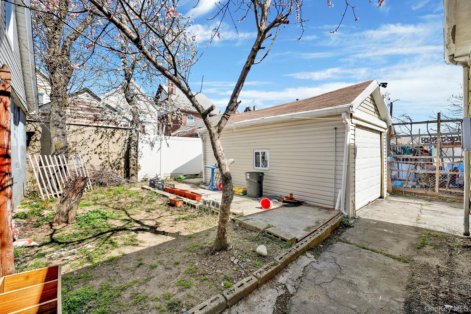 Single Family 187th Street Queens, NY 11423, MLS-988432-4