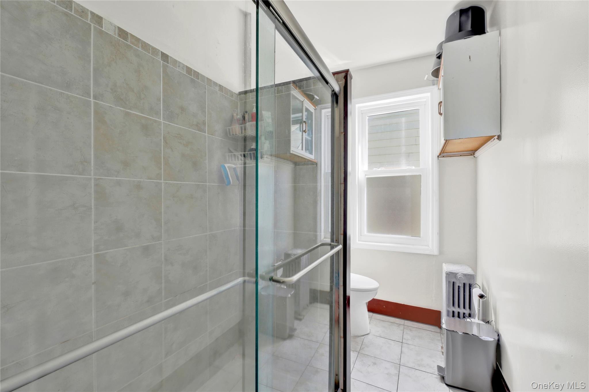 Single Family 187th Street Queens, NY 11423, MLS-988432-8