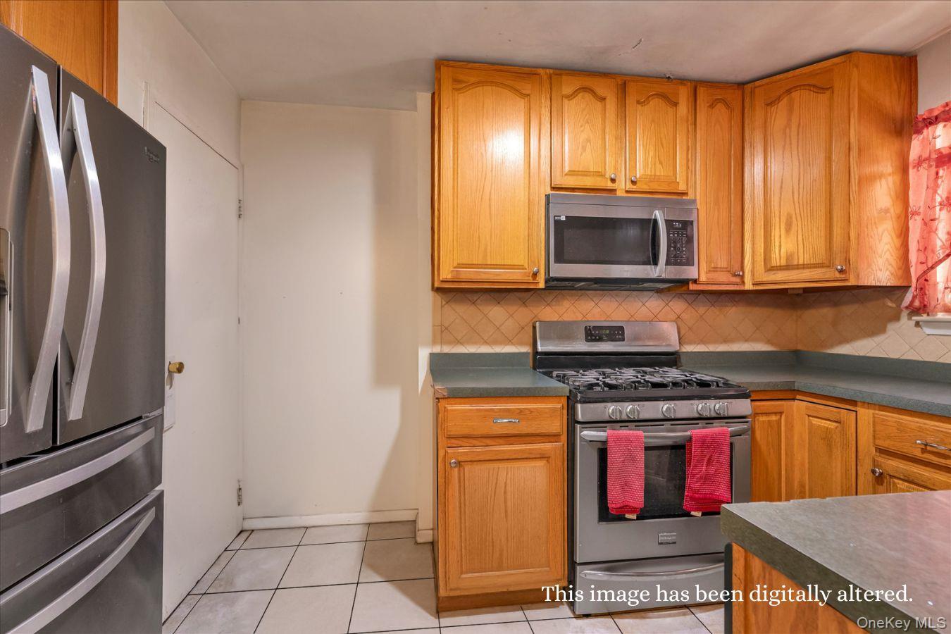 Single Family Chester  Brooklyn, NY 11212, MLS-988442-7