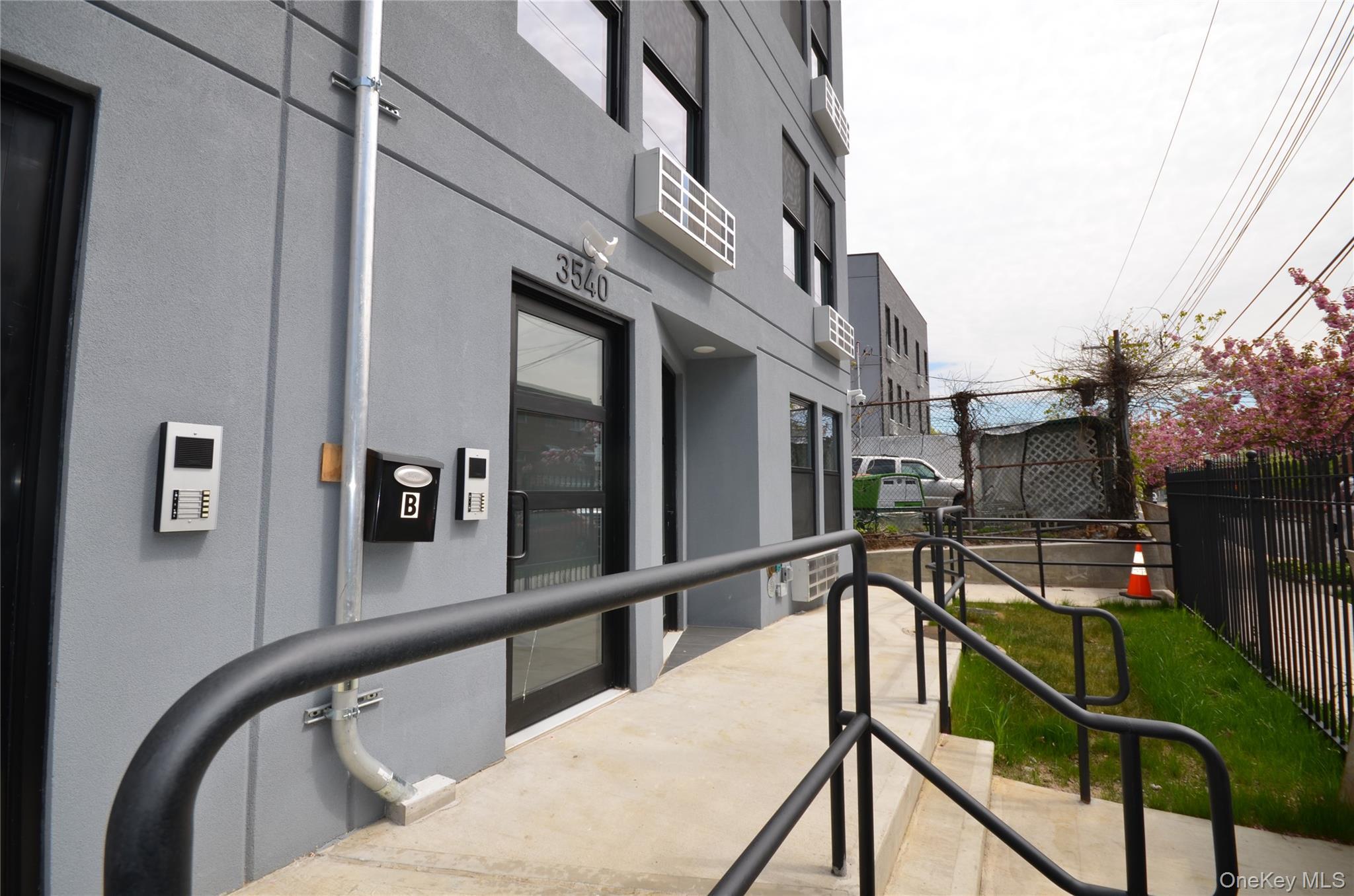 Commercial Sale Tiemann Avenue  Bronx, NY 10469, MLS-988466-14