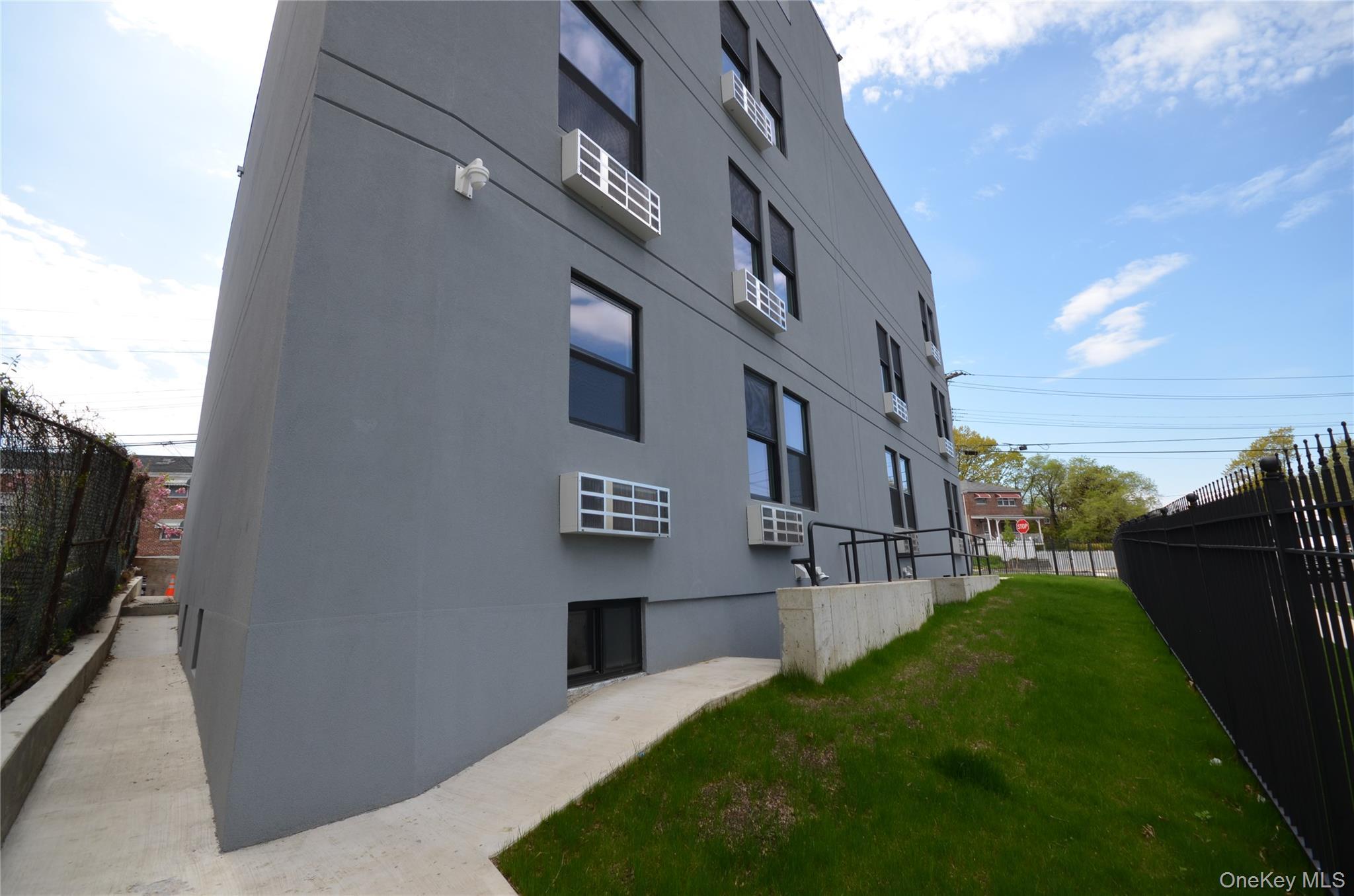 Commercial Sale Tiemann Avenue  Bronx, NY 10469, MLS-988466-2
