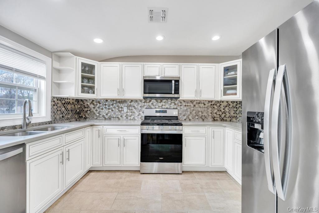 Single Family Sayville  Suffolk County, NY 11716, MLS-988473-14
