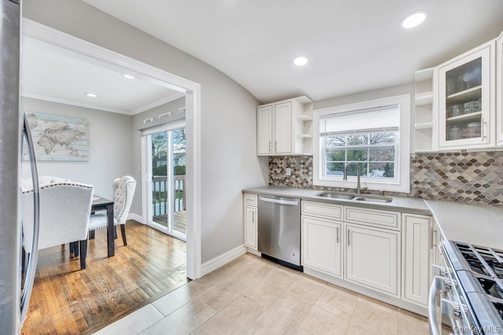 Single Family Sayville  Suffolk County, NY 11716, MLS-988473-16