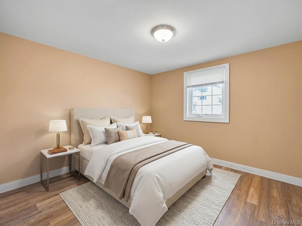 Single Family Sayville  Suffolk County, NY 11716, MLS-988473-32