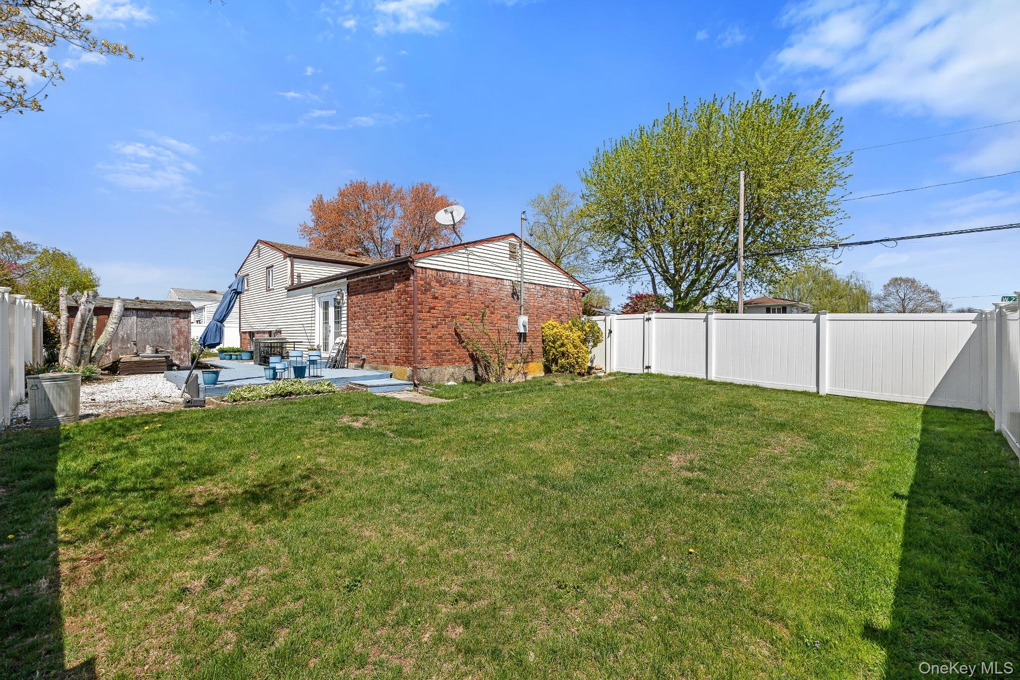 Single Family 23rd  Suffolk County, NY 11729, MLS-988477-5