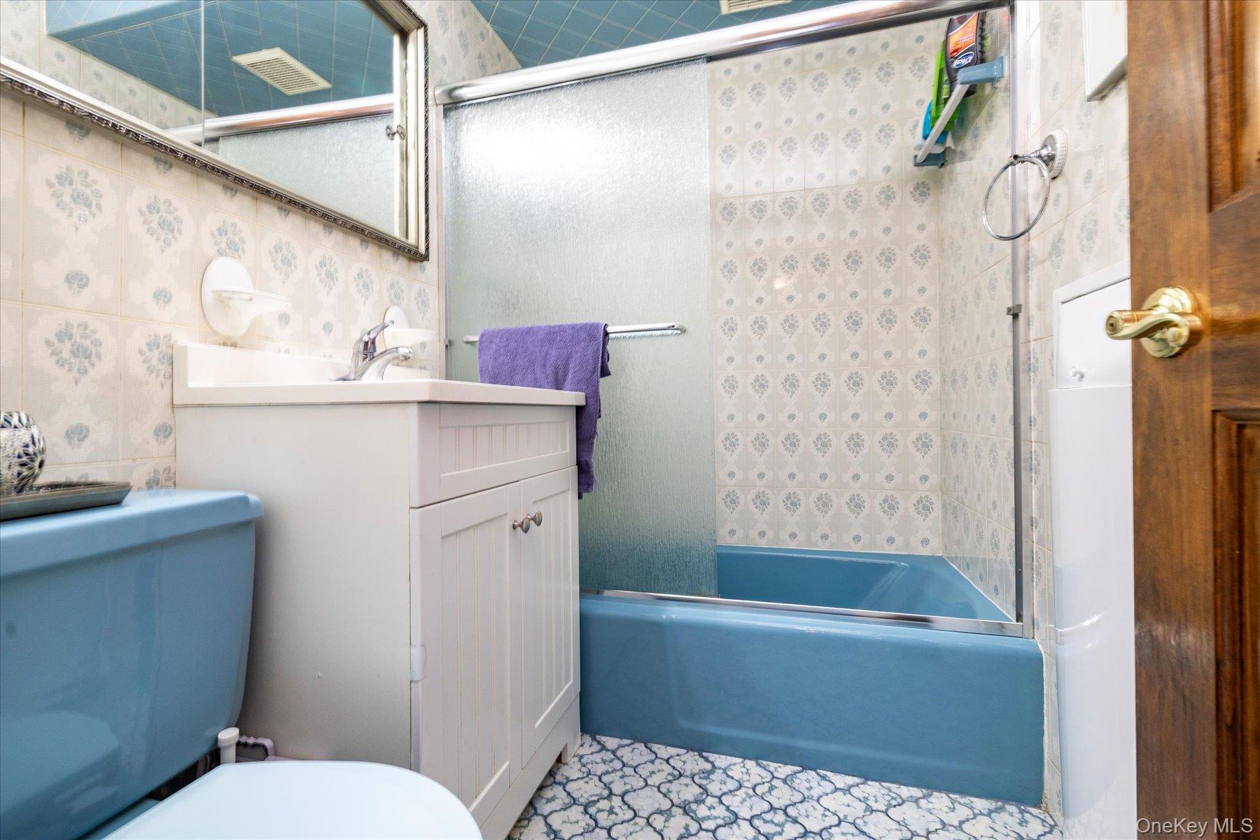 Single Family Van Buren  Nassau County, NY 11010, MLS-988490-13