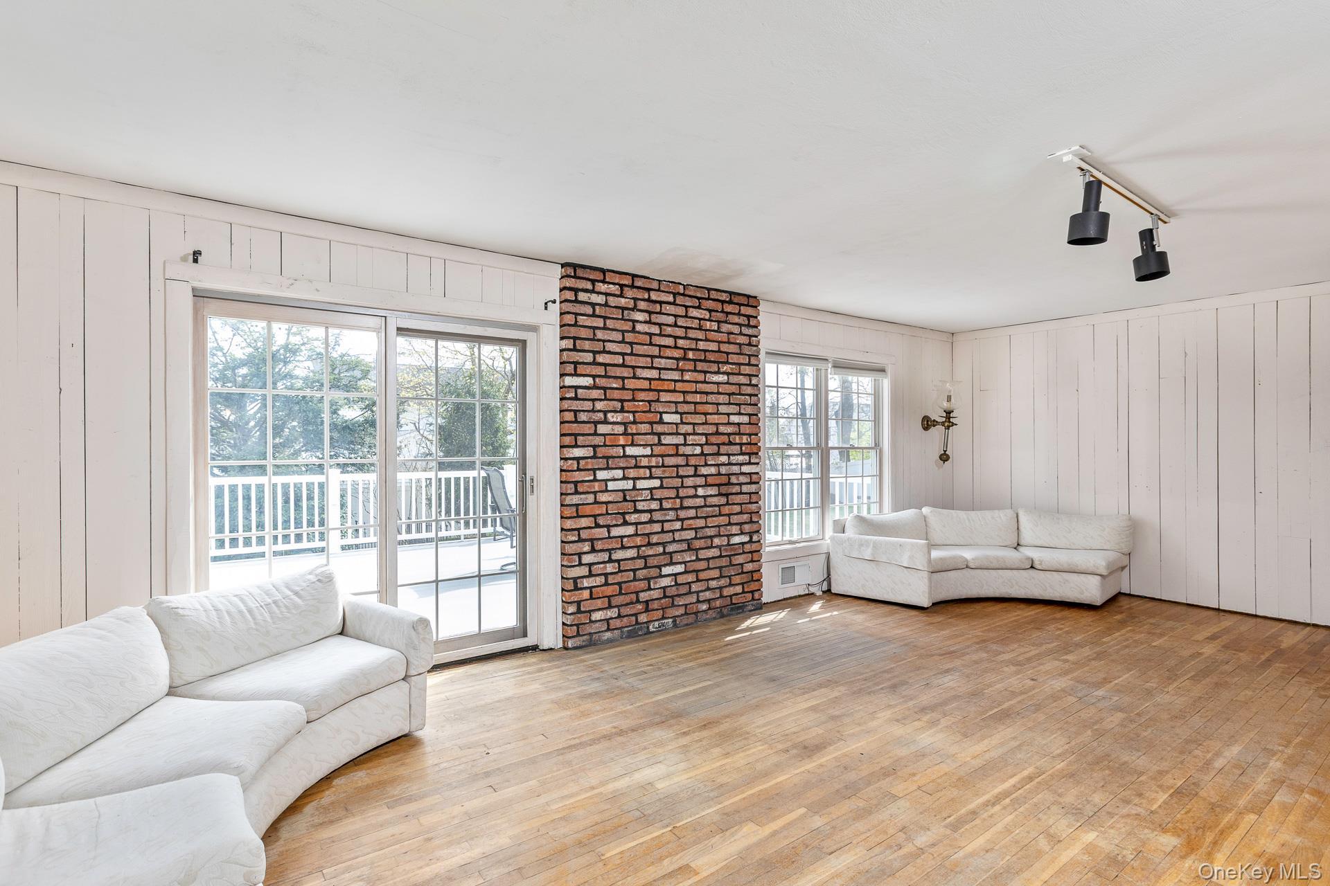 Single Family Fortune  Suffolk County, NY 11725, MLS-988502-14