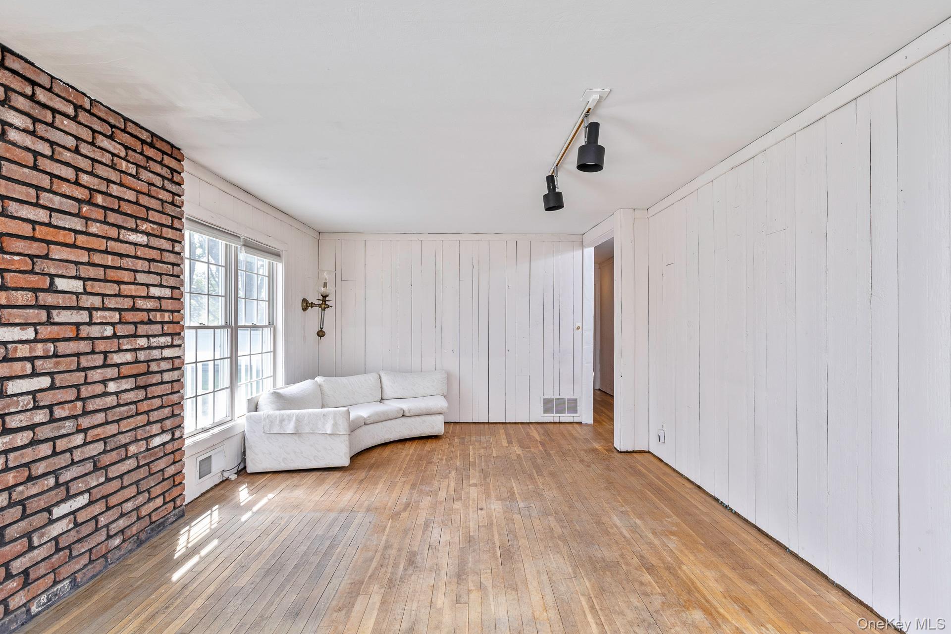 Single Family Fortune  Suffolk County, NY 11725, MLS-988502-15