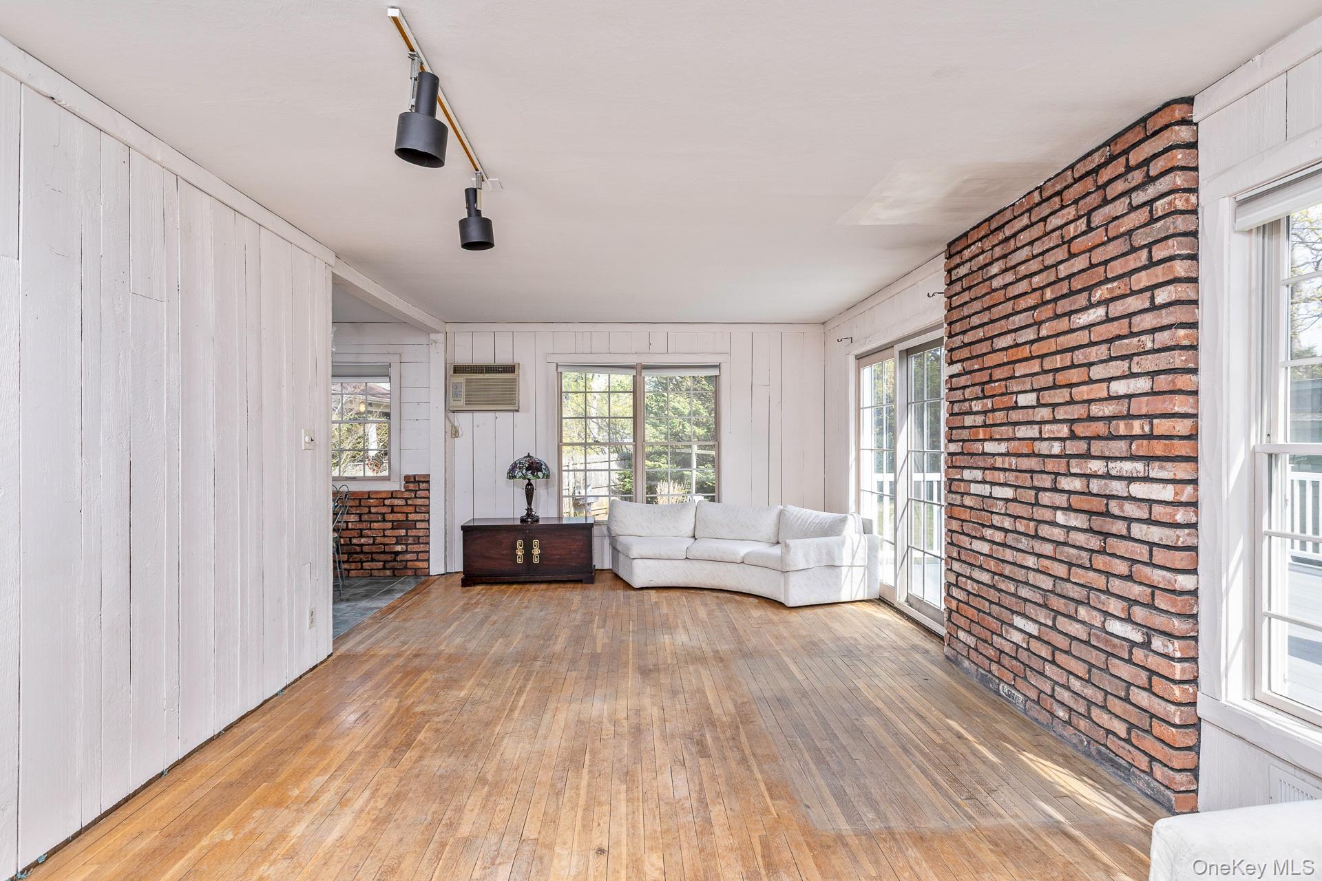 Single Family Fortune  Suffolk County, NY 11725, MLS-988502-17
