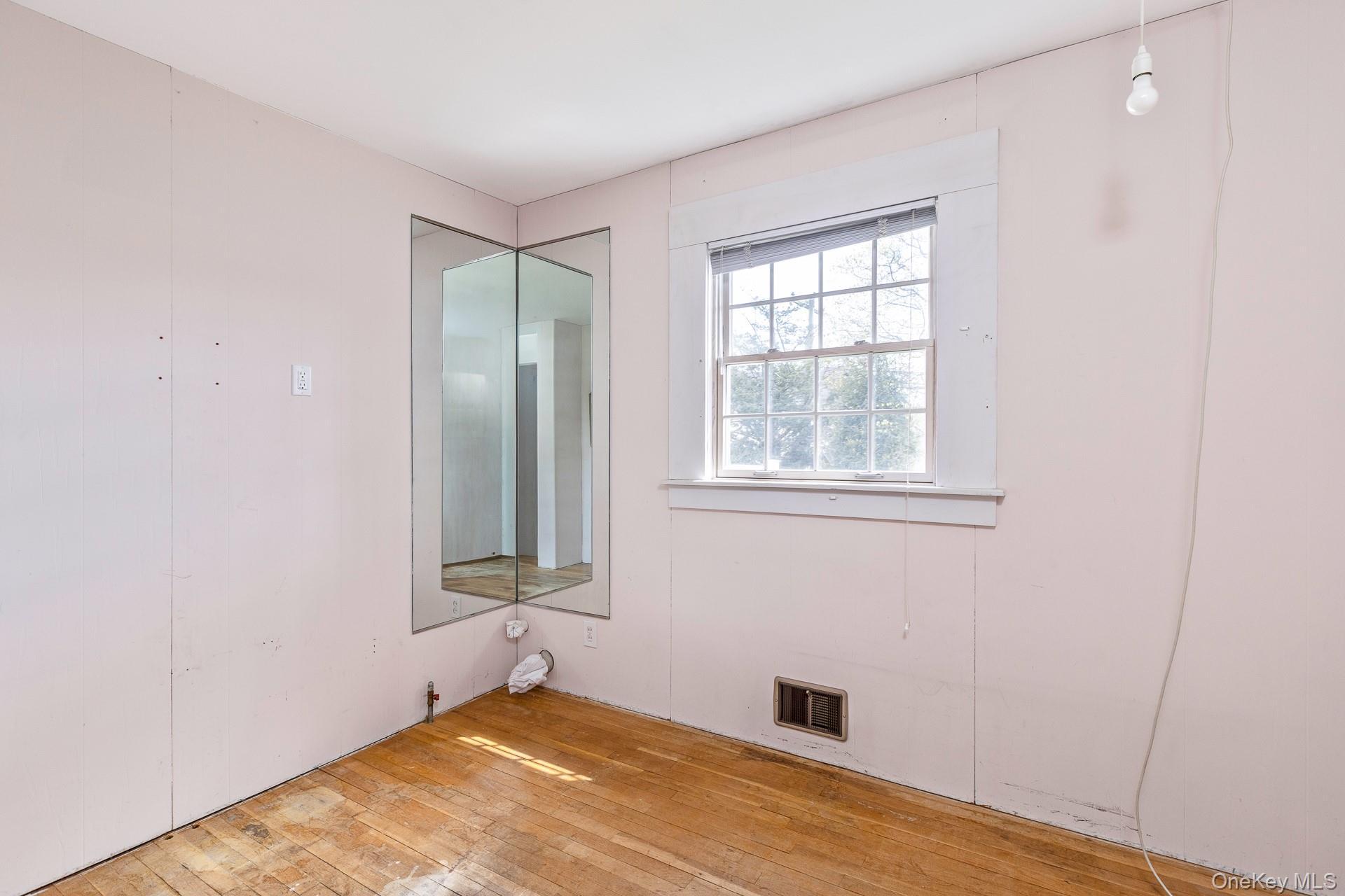 Single Family Fortune  Suffolk County, NY 11725, MLS-988502-22