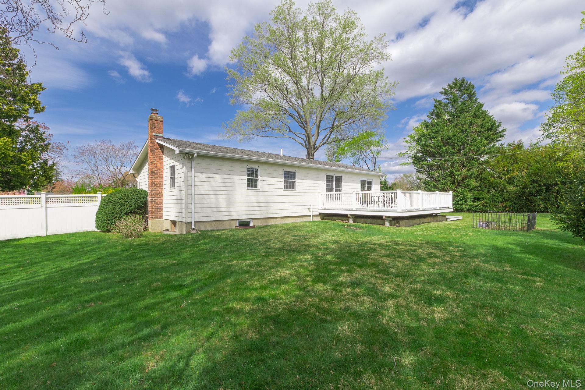 Single Family Fortune  Suffolk County, NY 11725, MLS-988502-33